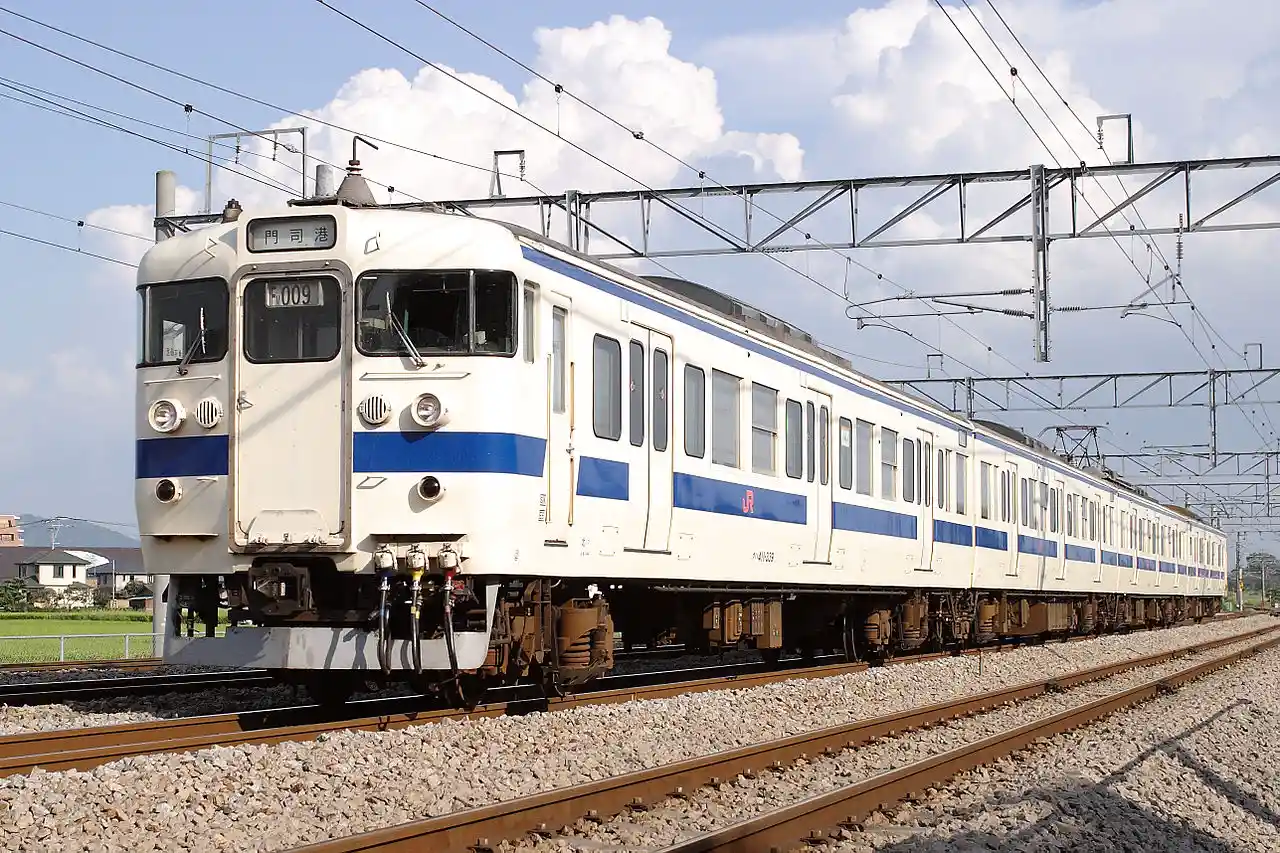 1280px-JNR_415-0-FM9-Kagoshima_Main_Line-Dazaifu-20090904-161546.jpg