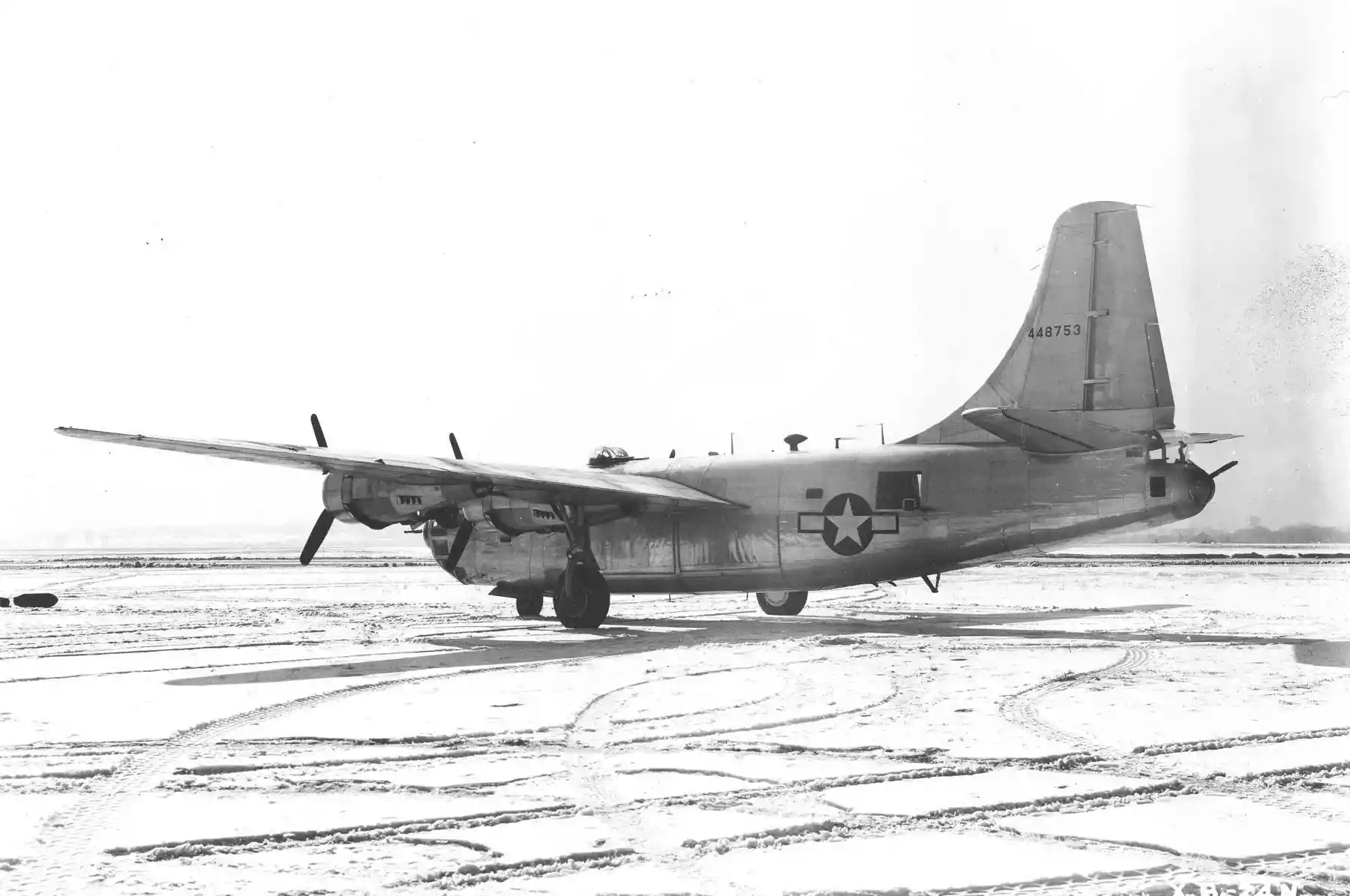 B-24N　.jpg