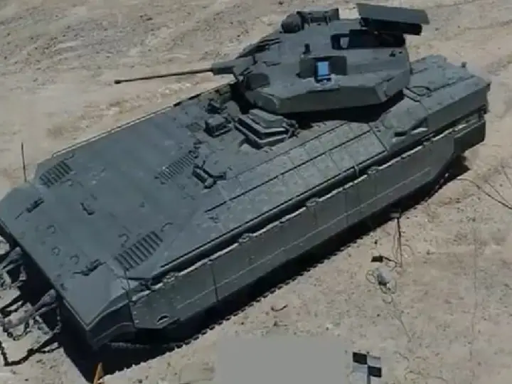 ifv-namer-the-heaviest-and-most-heavily-armored-ifv-in-the-v0-jf5rn1u9wo5a1.png