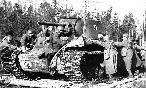 KV-1 ZiS-5_33.jpg