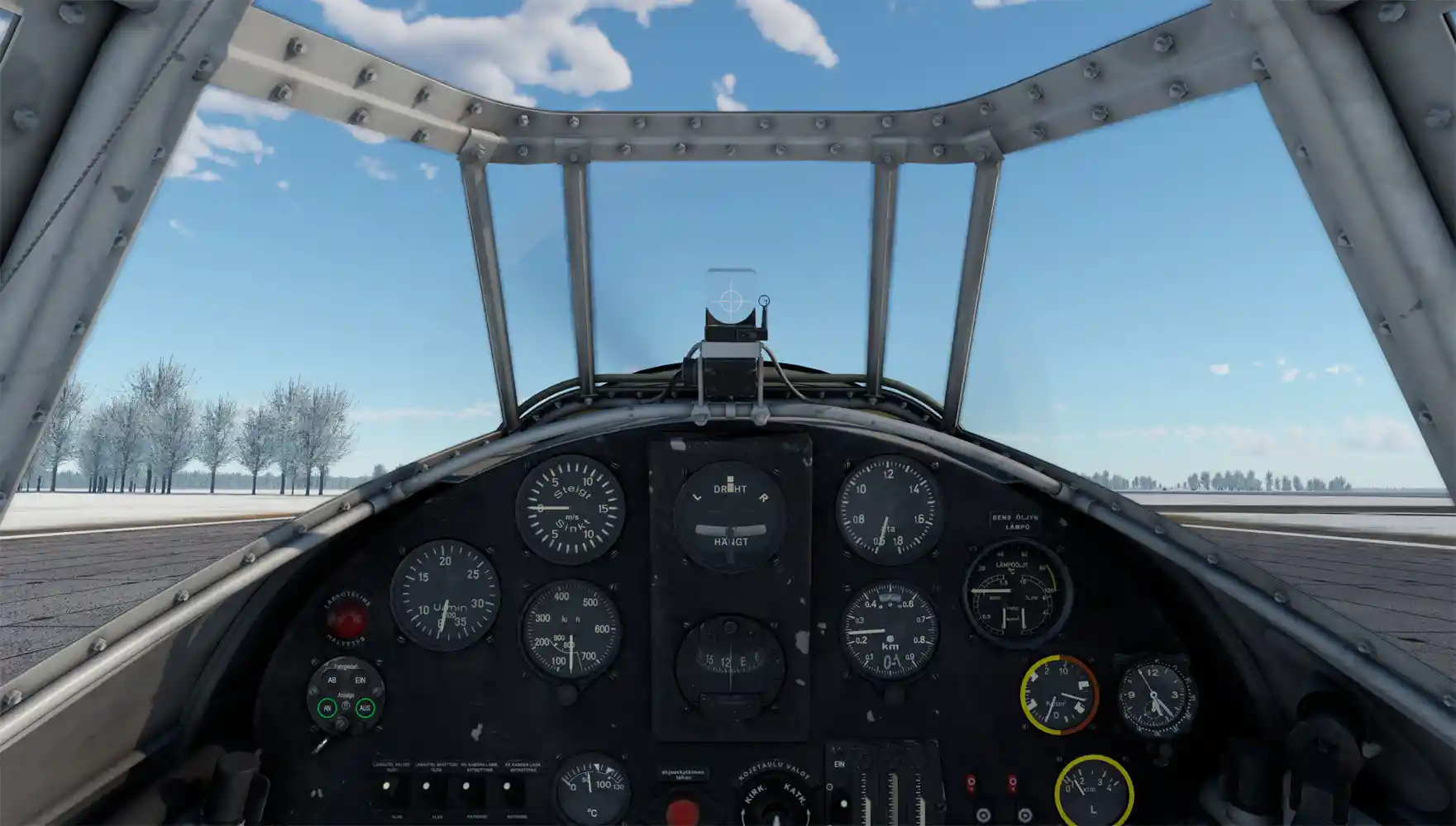Pyoremyrsky_Cockpit.jpg