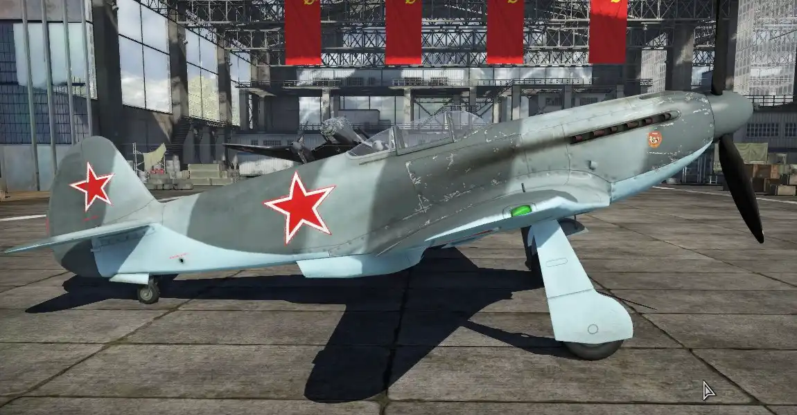 Yak-3 hikaku.jpg