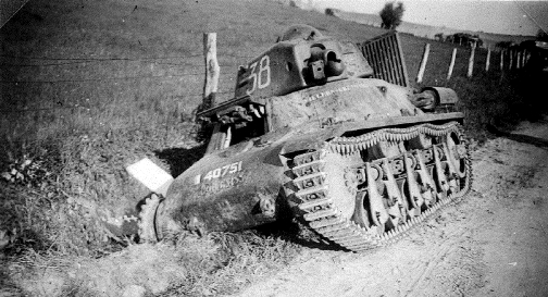 Panzer_Frankreich_1940_(RaBoe).jpg Panzer_Frankreich_1940_(RaBoe).jpg