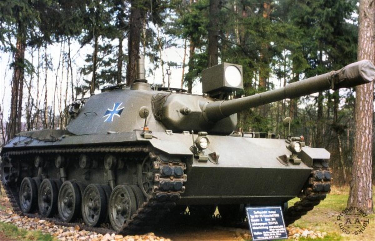 Spähpanzer_Ru_25ton_1_history.jpg Spähpanzer_Ru_25ton_1_history.jpg