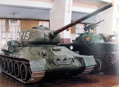 T-34-85_China_No.215_history2.jpg